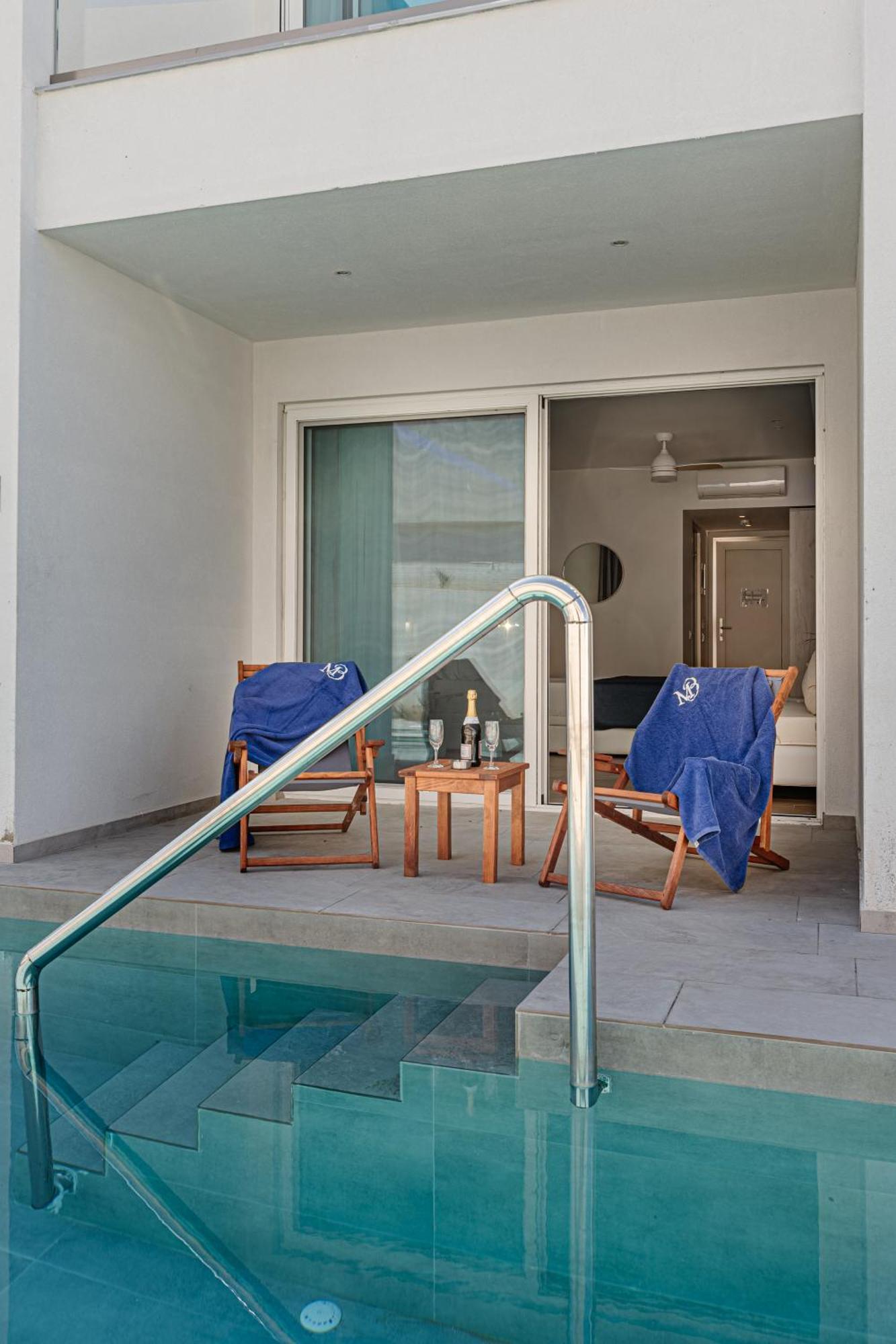 Magique Bleu Suites Tragáki Kültér fotó